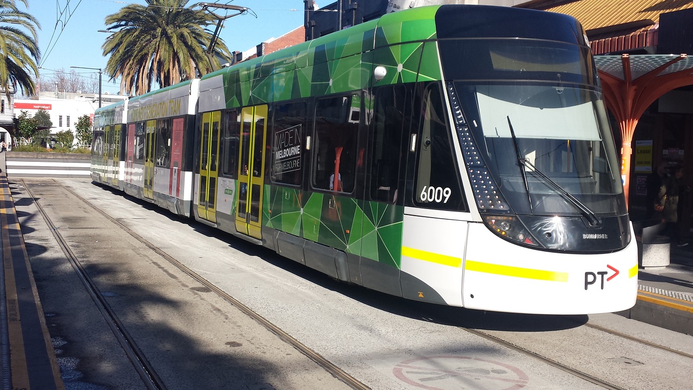 6000 class melb trams jun 18.jpg